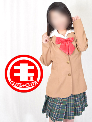 女性スタッフ画像